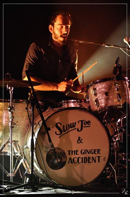 24854 Slow Joe & The Ginger Accident 25-05-2012 (Zz) (p).jpg